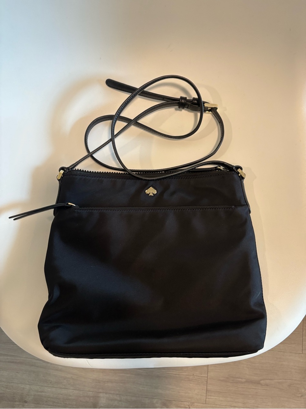 Kate Spade New York Jae Flat Crossbody nylon sleek